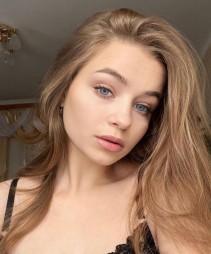 Фото проститутки Юля №4 в городе Тамань